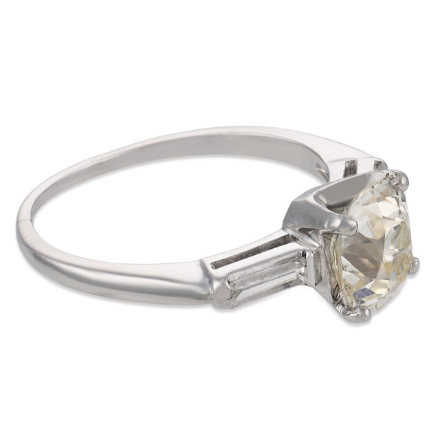 Mid Century Gia 1.80 Carat Diamond Platinum Engagement Ring, Size 7.5 For Sale - Image 4 of 6