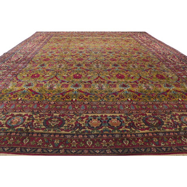Late 19th Century Persian Isfahan Rug, 09'08 X 12'06 For Sale - Image 4 of 12