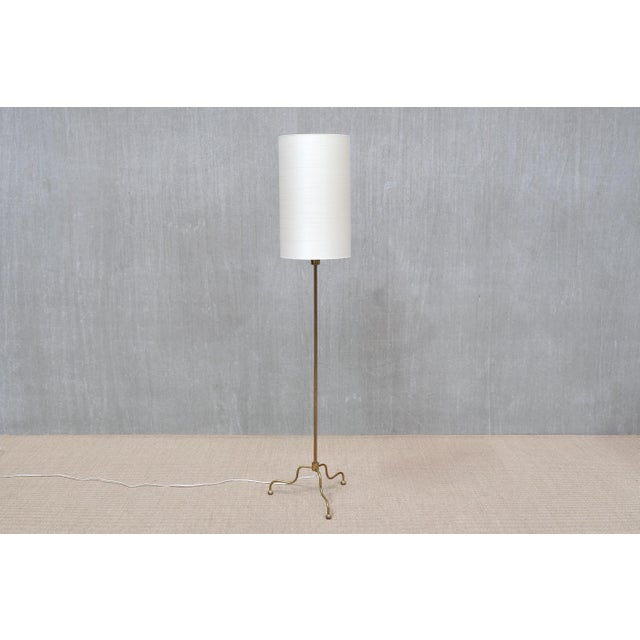 1950s Swedish Modern Floor Lamp in Brass and Cream Silk Shade from FMK Belysning, Sweden, 1950s For Sale - Image 5 of 10