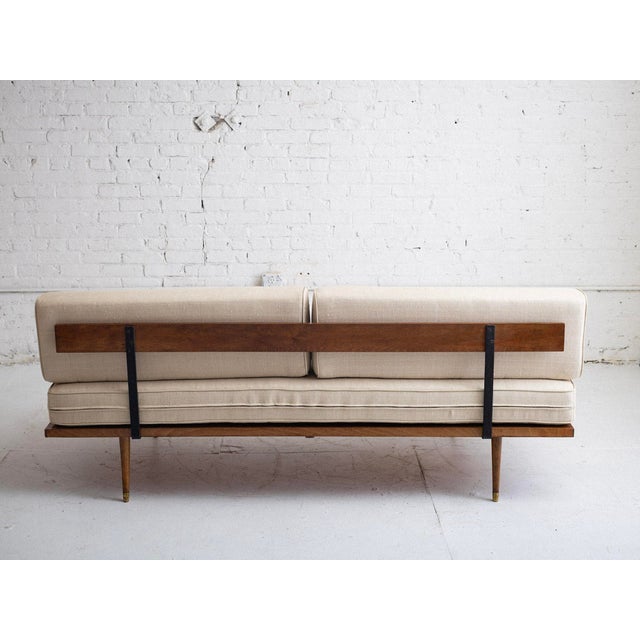 Cream Mid-Century Daybed in the Style of George Nelson For Sale - Image 8 of 11