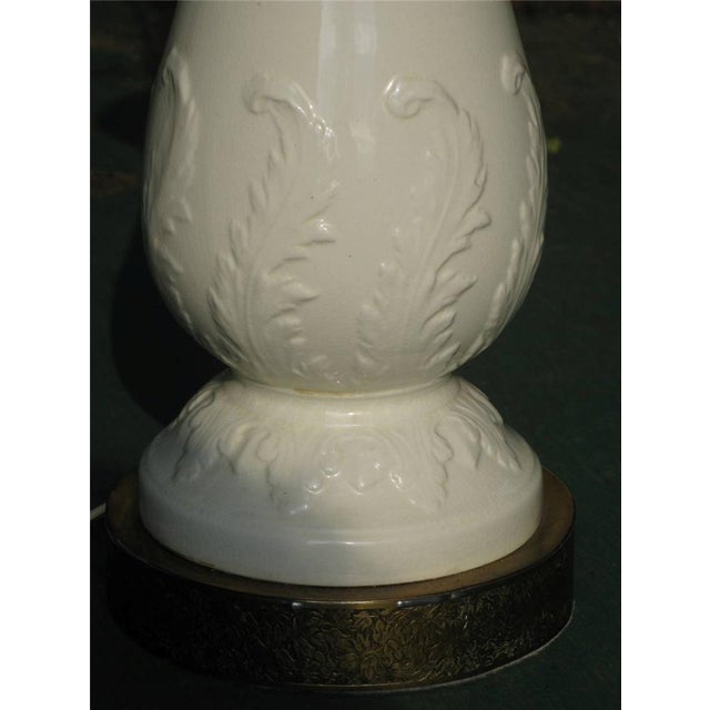 White Early 20th Century Classic Table Lamp, White Porcelain, With Raised Feathers Design. Brass Base For Sale - Image 8 of 12