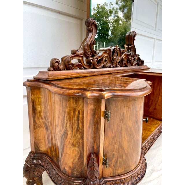 Antique Italian Burled Wood Vanity Dressing Table With Mirror For Sale In Los Angeles - Image 6 of 11