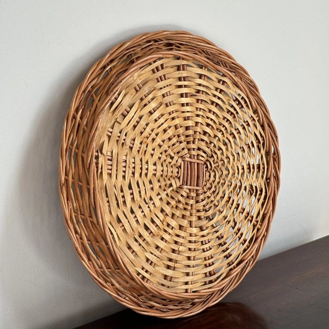 Mid-20th Century European Style Wicker Basket Tray For Sale In Baltimore - Image 6 of 9