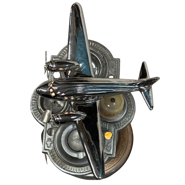1930s Art Deco Light Up Airplane Chrome Ashtray Stand W/ Electric Lighter & Art Glass Base For Sale - Image 4 of 9