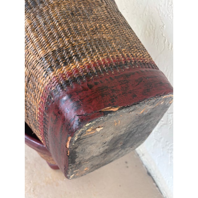 Pair of 19th Century Thai Hand Woven Rattan Red Lacquer Grain Baskets For Sale In Miami - Image 6 of 9