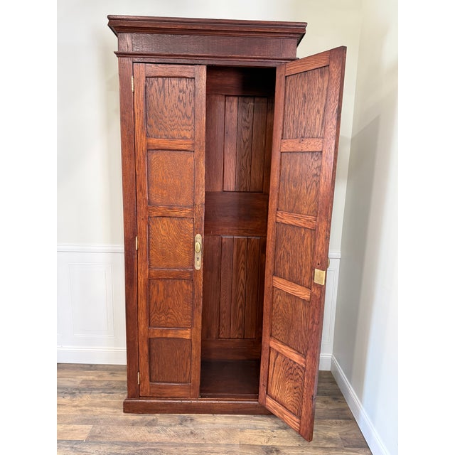 Early 20th Century Tall Oak Cabinet / Pantry For Sale - Image 13 of 18