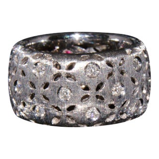 Authentic Roberto Coin Granada Natural 0.32Ct Diamond 18k White Gold Wide Band Ring, Size 6.5 For Sale