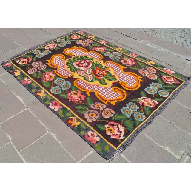 Caucasian Rug Hand Woven Moldova Kilim Bessarabian Floral Area Rug Goblen Rug - 5′3″ X 6′10″ For Sale - Image 9 of 9