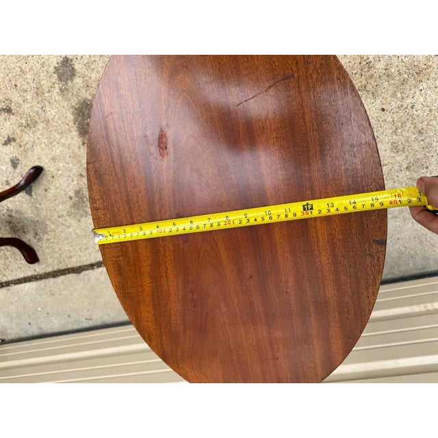 Antique 19th Century American Hepplewhite Style Spider Leg Tilt-Top Table American Hepplewhite tilt-top candle stand with...