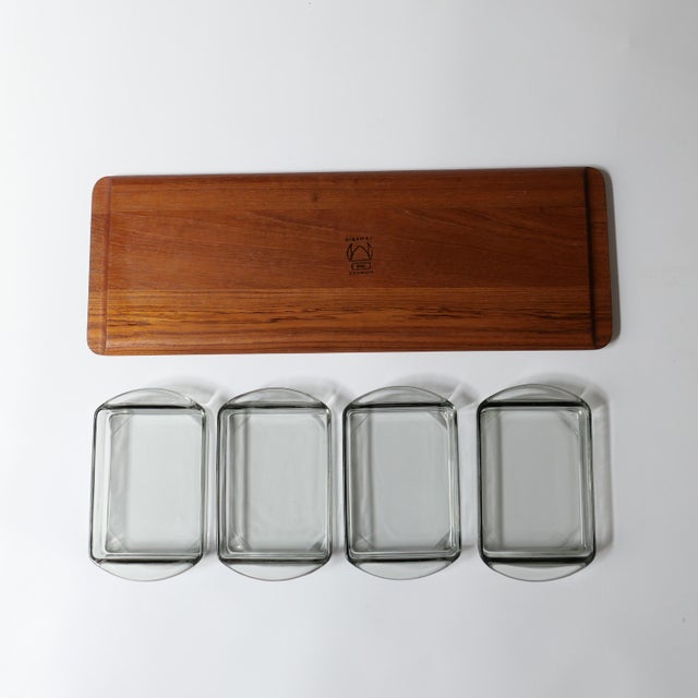 Scandinavian Teak Appetizer Tray and Glass Dishes, 1960s, Set of 5 For Sale - Image 3 of 14