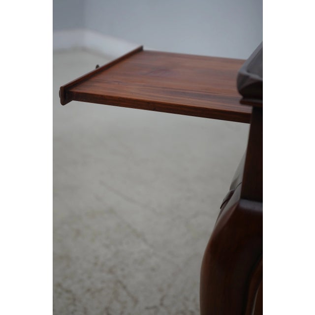 Queen Anne Henkel Harris Cherry Queen Anne 5416 Tea Table For Sale - Image 3 of 12