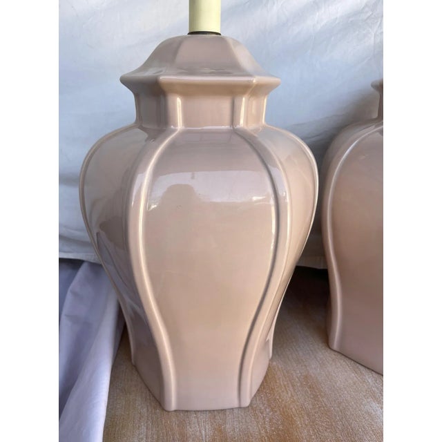 Chinoiserie Vintage Pair of Taupe/Nude Ginger Jar Table Lamps For Sale - Image 3 of 11