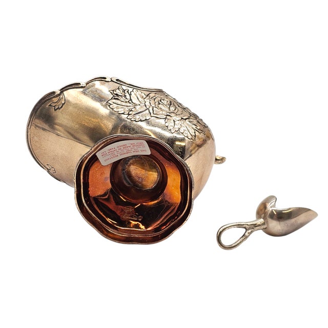 Mid 20th Century Antique-Style Silverplate Sugar Scuttle With Scoop – Floral Embossed by Delli Silver Co. For Sale - Image 5 of 10
