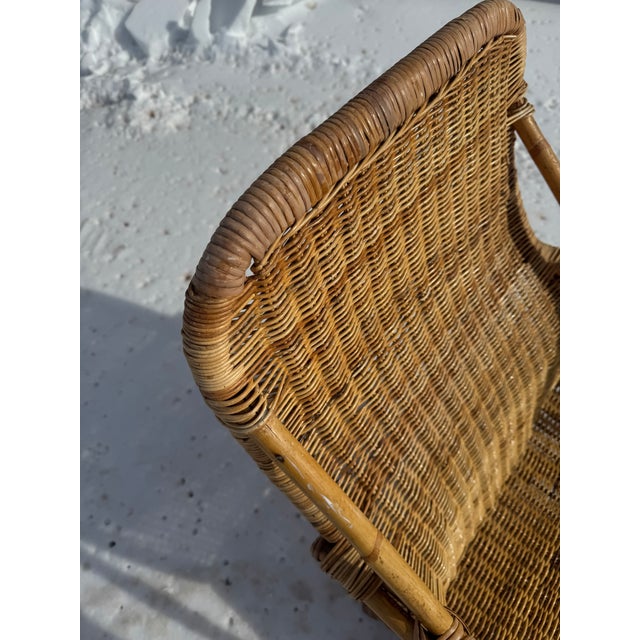 Wood Vintage 1970s Coastal Modern Italian Rattan Chaise Lounge For Sale - Image 7 of 12