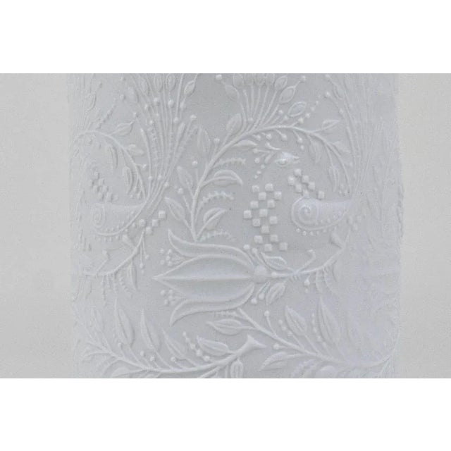 Ceramic White Relief Up Art Porcelain Vase by Bjorn Wiinblad for Rosenthal Studio-Line, 1960s For Sale - Image 7 of 9