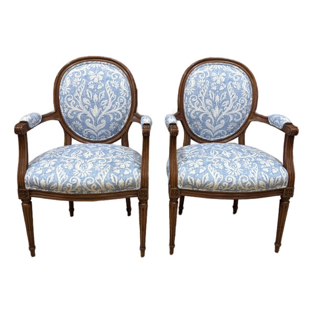 Pair of Louis XVI Style Fauteuils Carved Walnut Arm Chairs Blue White Damask Floral For Sale