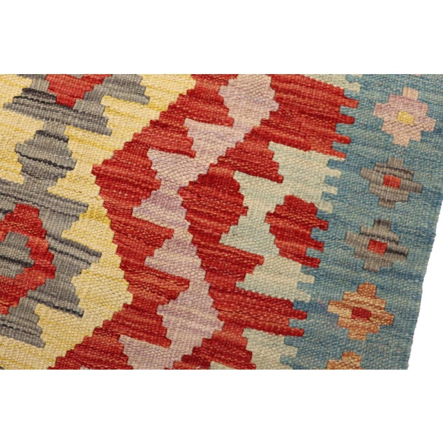 Shabby Chic Kilim Kelvin Red Blue Hand-Woven Wool Rug For Sale In New York - Image 6 of 9