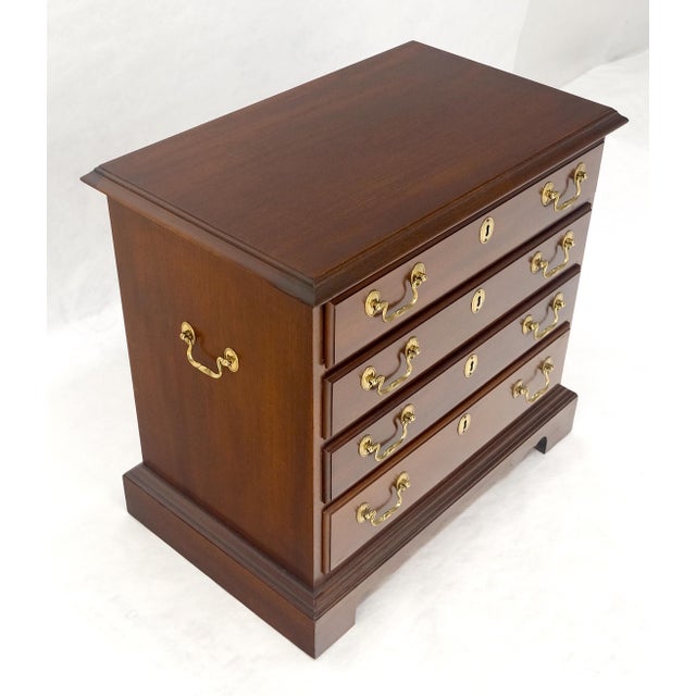 Late 20th Century Council Compact Mahogany 4 Chest Night Stand Side Table Mint For Sale - Image 5 of 16