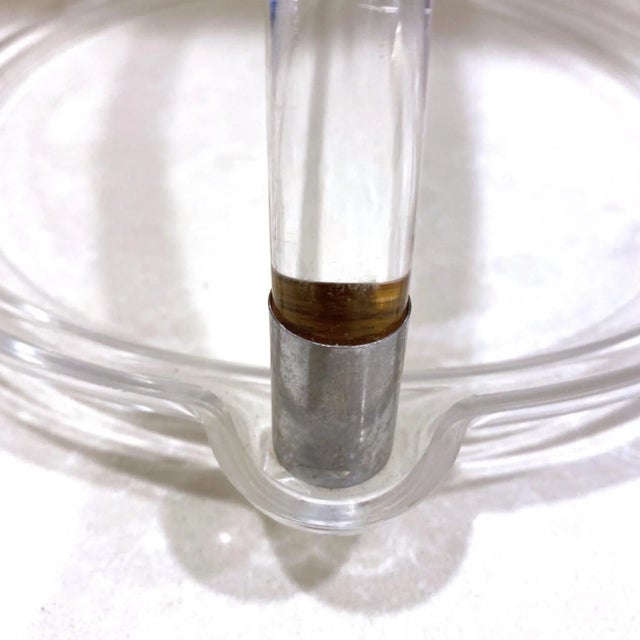 Hollywood Regency Dorothy Thorpe Style Lucite Tray with Handle For Sale - Image 3 of 6