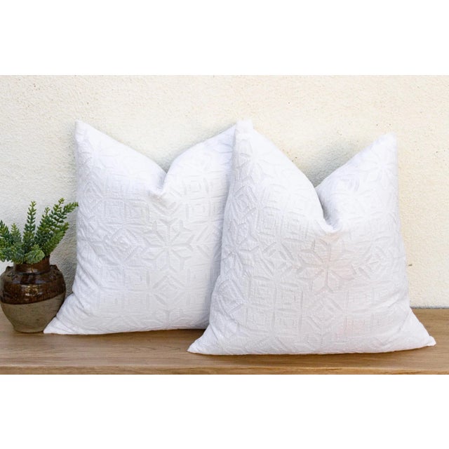This decorative pillow cover set is a beautiful tapestry of history and refined artistry. It features an exquisite array...