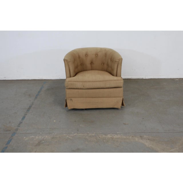 Ethan Allen Mid-Century Modern Barrel Back Ethan Allen Swivel Club Chair For Sale - Image 4 of 13
