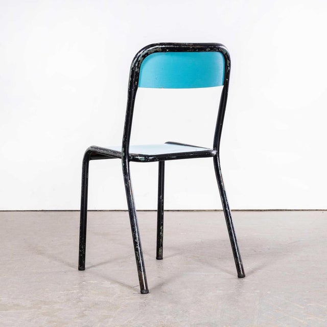 French Stacking D Back Dining Chair in Overpainted Blue from Mullca, 1950s For Sale - Image 4 of 9