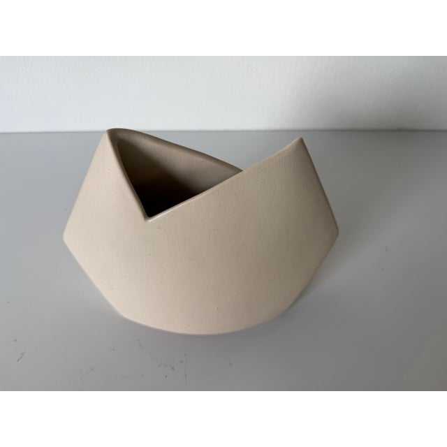 1980s 1980's Vintage James Johnston Matte White Geometric Ceramic Vase, Signed For Sale - Image 5 of 12