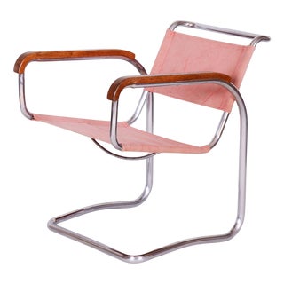 Original Bauhaus Chair in Beech & Chrome attributed to J. Halabala for Up Zavody, Czech, 1930s For Sale
