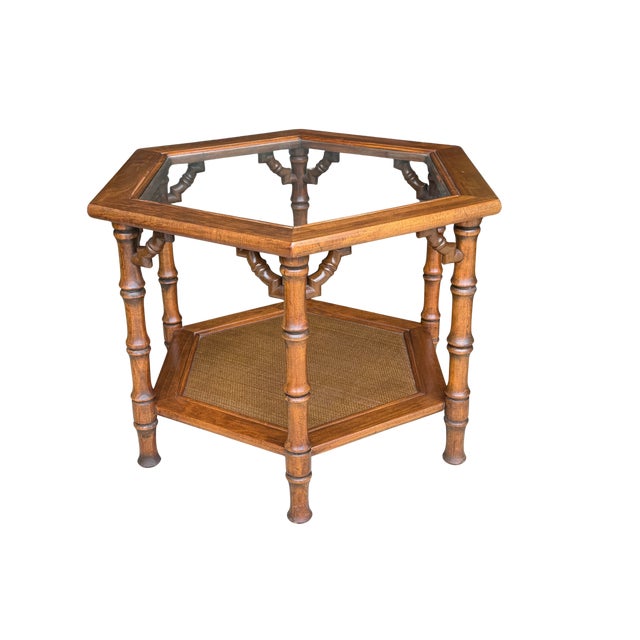 Baker Furniture Company Vintage 1970s Faux Bamboo Hexagonal Side Table – Hollywood Regency Chinoiserie Glass Top & Cane Shelf For Sale - Image 4 of 6