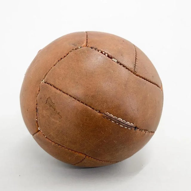1930s Vintage Brown Leather Medicine Ball, 1930s For Sale - Image 5 of 6
