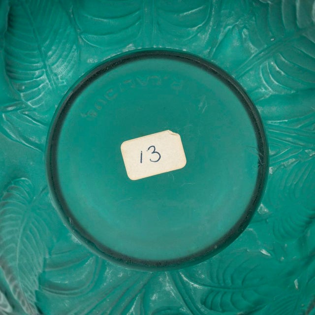 1920s Sauge Vase in Tinted Emerald Green by René Lalique, 1923 For Sale - Image 5 of 6