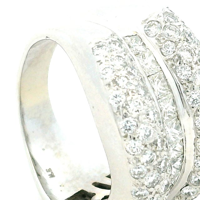 Italian 18k White Gold Diamond Crossover Ring, 3.74 Carats, Size 5.75 For Sale - Image 11 of 13