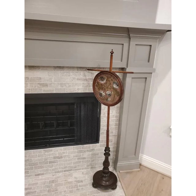 Late 18th Century 18th/19th Century Regency English Mahogany Fire Screen For Sale - Image 5 of 11