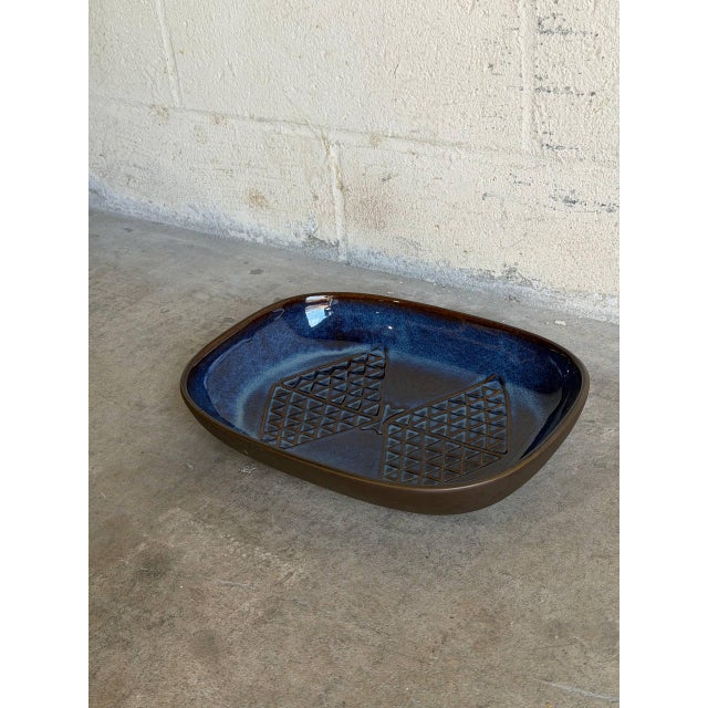 Einar Johansen Soholm Ceramic Serving Platter Deep Blue Triangle Pattern Denmark Mid-Century Modern 1960s For Sale - Image 9 of 10