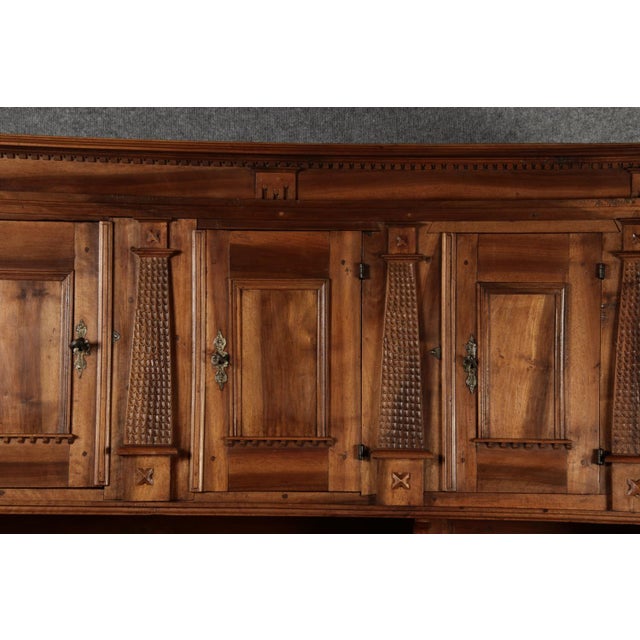 Antique Baroque Cupboard in Walnut, 1680 For Sale - Image 18 of 18