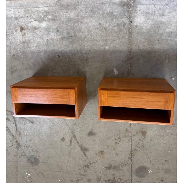 Wood Mid 20th Century Danish Modern Teak Floating Nightstands – Mid Century Modern Wall-Mounted Pair For Sale - Image 7 of 10