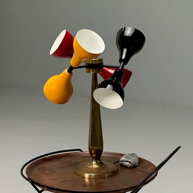 Italian Mid-Century Modern, Table Lamp, Enameled Shades, Patinated Brass, 1960s For Sale - Image 4 of 8