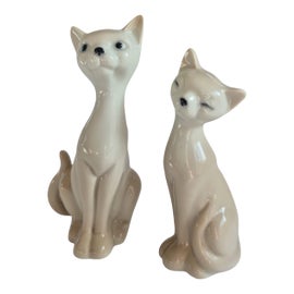 Example of Otagiri Company Models and Figurines