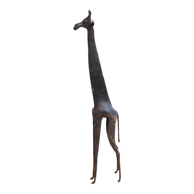 Vintage African Giraffe With Dark Patina For Sale