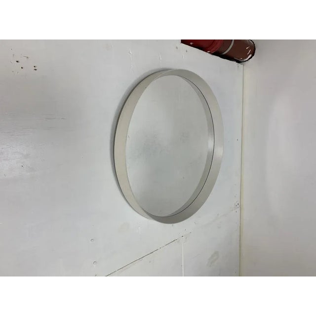 Vintage, Space Age, Modernist round Mirror. In very good condition. 1960s.