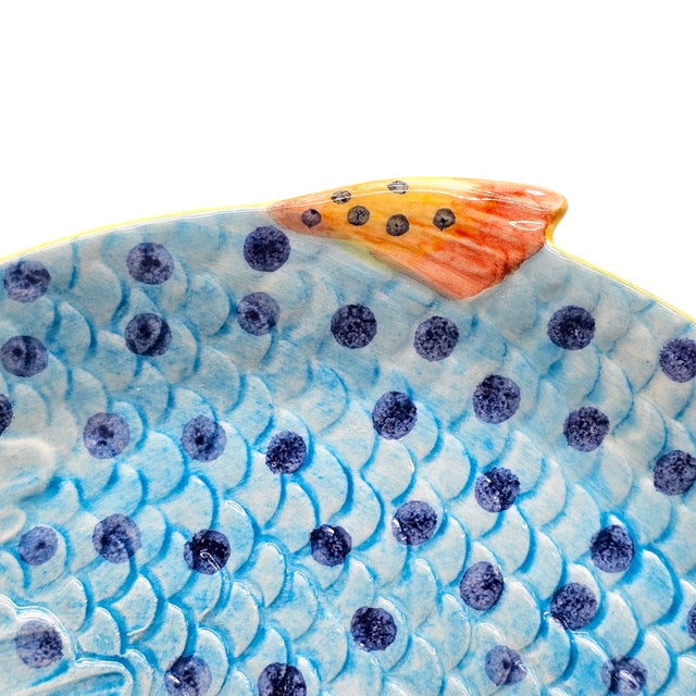 Hand Painted Majolica Zanolli Italian Fish Plates & Platter Set of 6 For Sale In San Francisco - Image 6 of 16