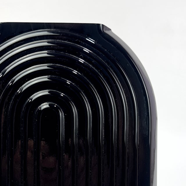 Flat & Black Postmodern Ceramic Vase Curation - Group of 5 For Sale In Miami - Image 6 of 18