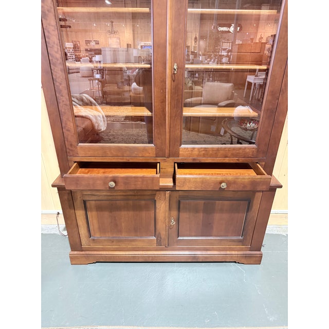 1990s Elegant French Walnut Display Hutch Cabinet For Sale - Image 10 of 12