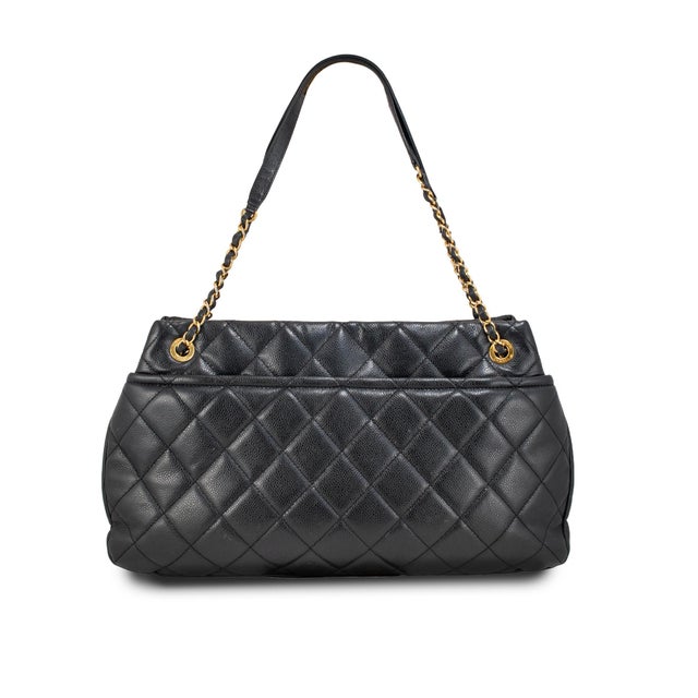 Brand: Chanel Gender: Ladies Measurements (W x H x D): 17.00" x 9.25" x 3.50" Weight: 830.00 grams Chanel Timeless Soft...