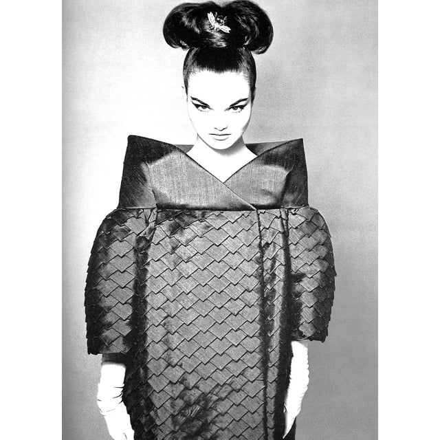 Paper "Avedon: Photographs 1947-1977" 1978 Avedon, Richard (Inscribed) For Sale - Image 7 of 11