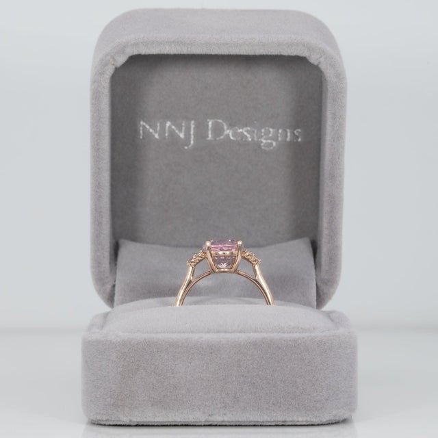 2.7Ct Cor De Rosa Morganite Ring With Earth-Mined Diamonds: Solid 14k Gold, Size 6.75 For Sale - Image 4 of 9