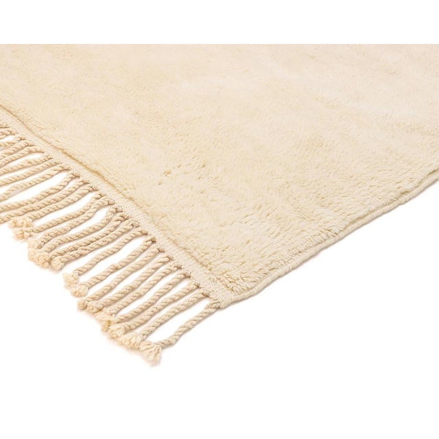 Contemporary Minimalist Hand-Knotted Wool Rug by Azele Studio For Sale - Image 3 of 9