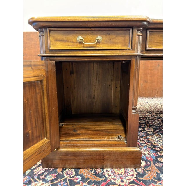 English Chesterfield Desk in Teak For Sale - Image 13 of 18