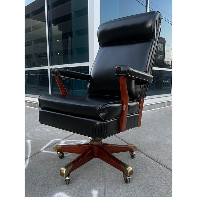 Mid-Century Modern Gunlocke Model “Washington” John F. Kennedy Oval Office Chair For Sale - Image 3 of 12