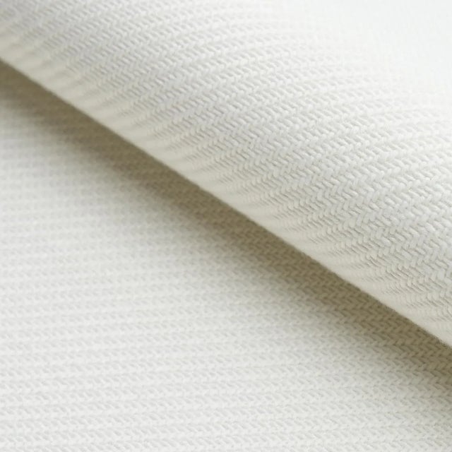 Woven in Italy, Outdoor Heavyweight Twill in white is as stylish as it is sturdy. Created for indoor/outdoor use, this...